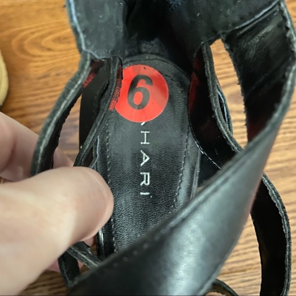 BNWOT Tahari Janice black wedge sandals in size 6 - Picture 9 of 10